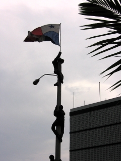 Statue of dedication - Panama Martyrs - 1/9/64
